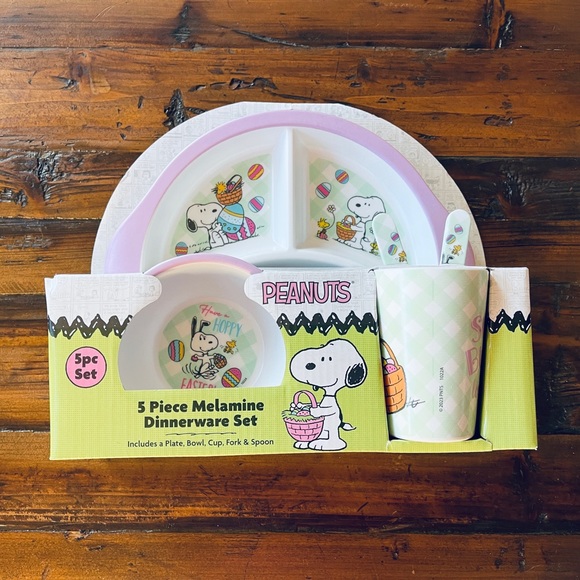 Easter Snoopy Melamine Kids Dinner Set - Picture 8 of 8